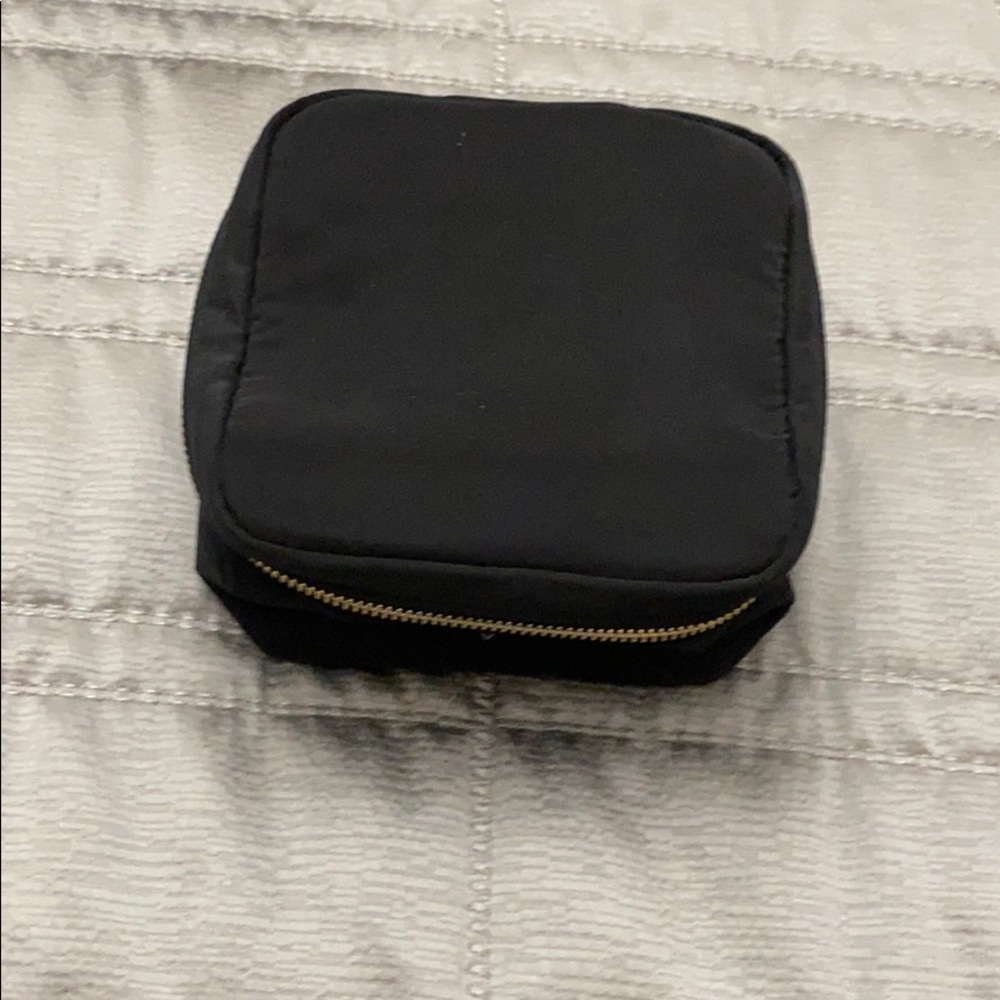 Vs makeup case - Picture 2 of 7